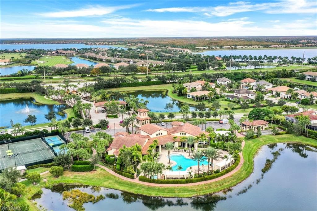 9431 Foxglove Ln, Naples, FL 34120-51
