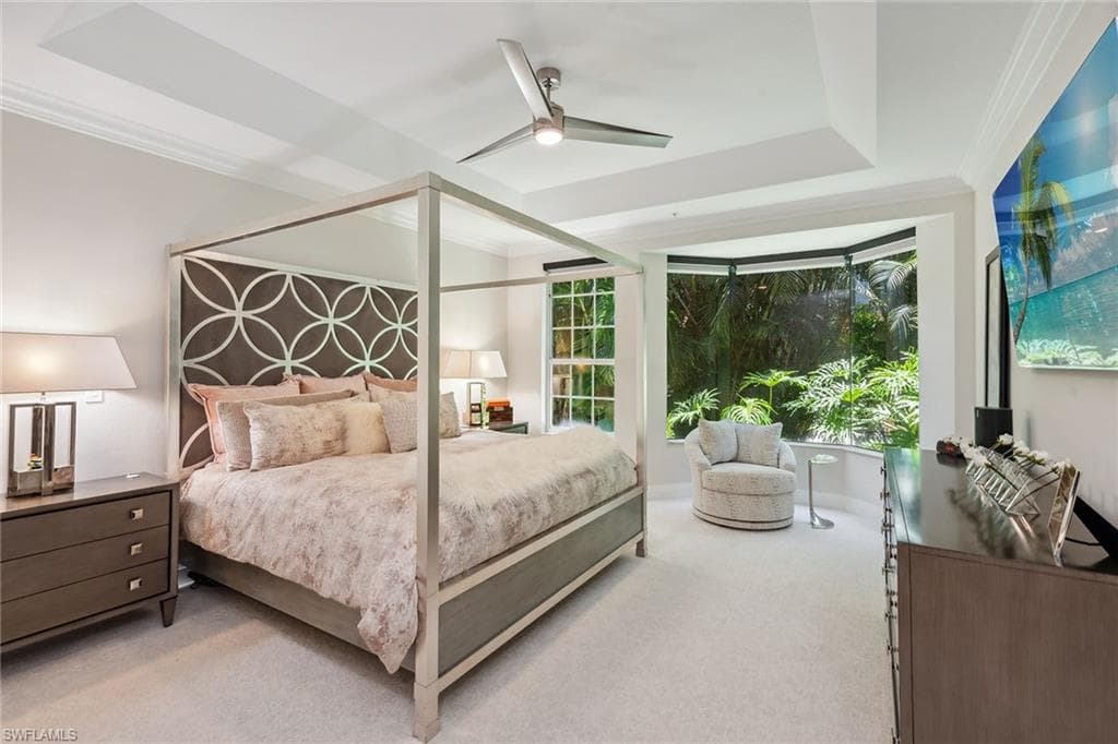 173 Colonade Cir 1401, Naples, FL 34103-9