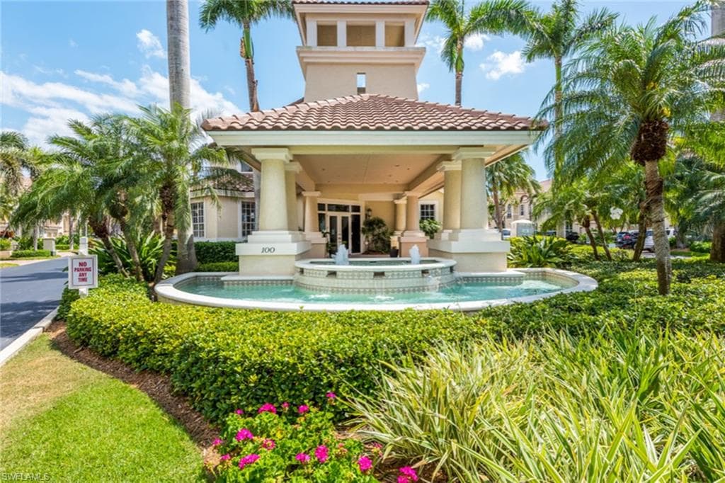 173 Colonade Cir 1401, Naples, FL 34103-16