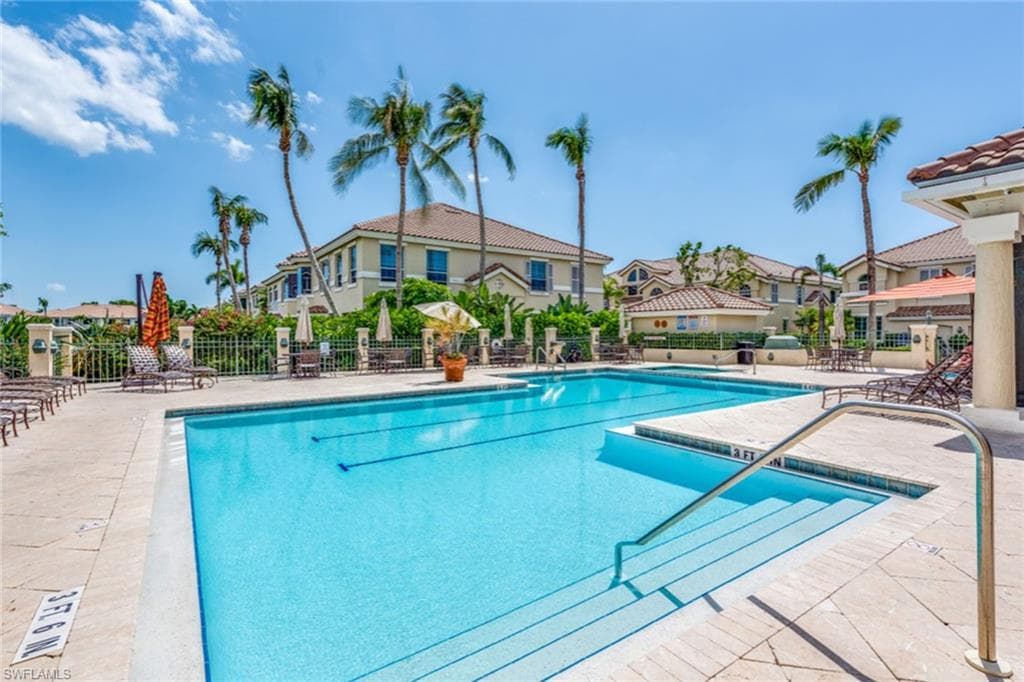 173 Colonade Cir 1401, Naples, FL 34103-17
