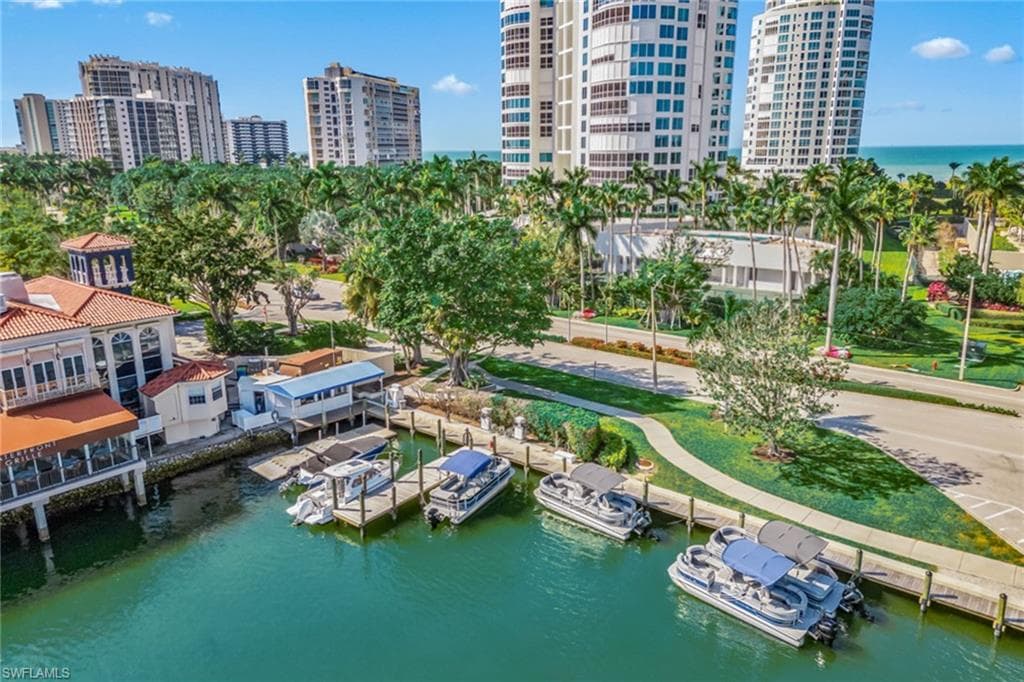 173 Colonade Cir 1401, Naples, FL 34103-18