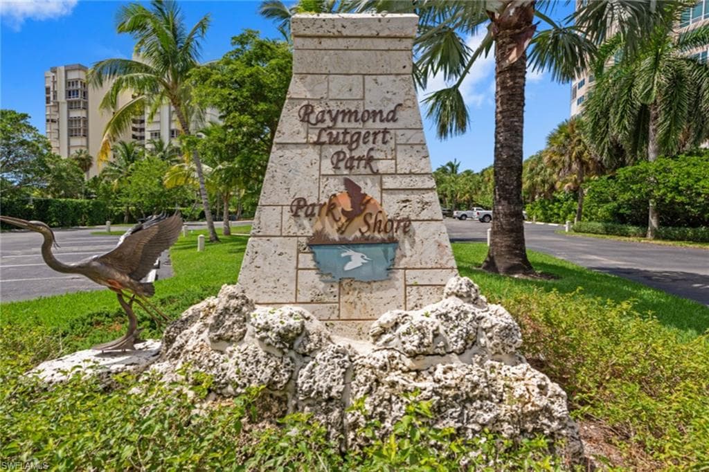 173 Colonade Cir 1401, Naples, FL 34103-20