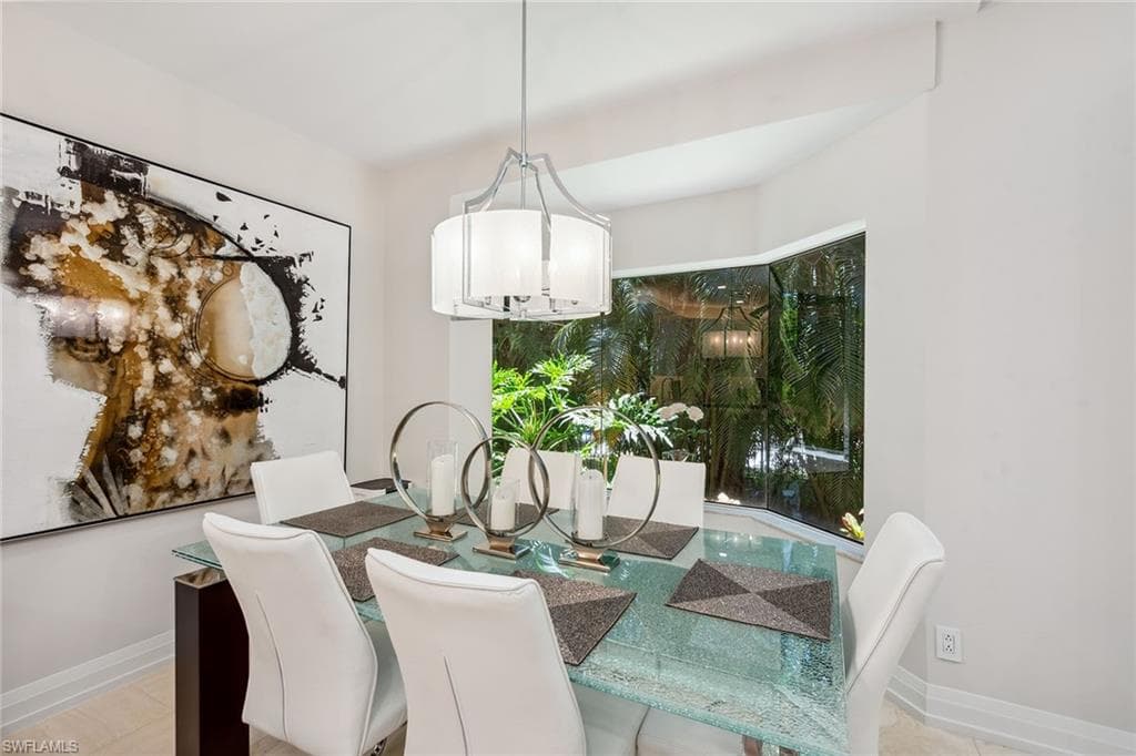 173 Colonade Cir 1401, Naples, FL 34103-6