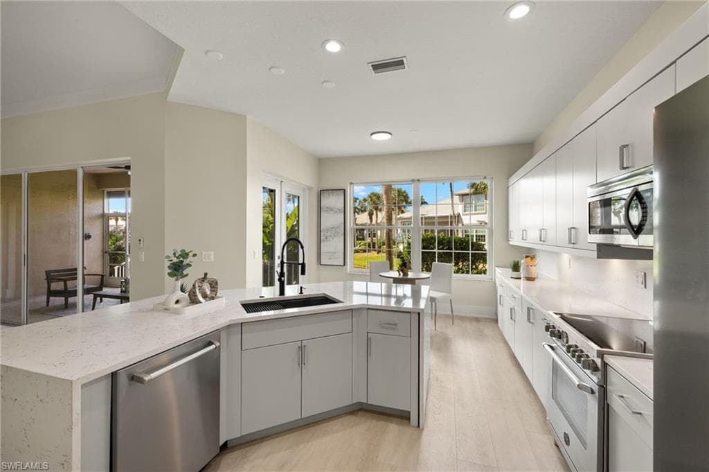 27025 Shell Ridge Cir, Bonita Springs, FL 34134-1