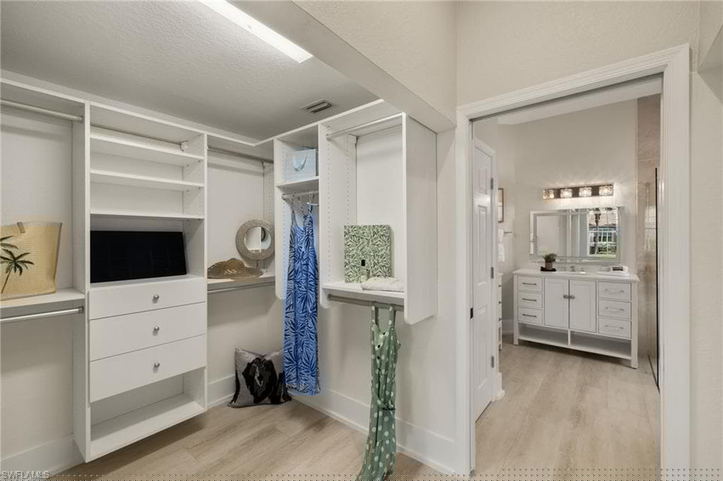 27025 Shell Ridge Cir, Bonita Springs, FL 34134-33