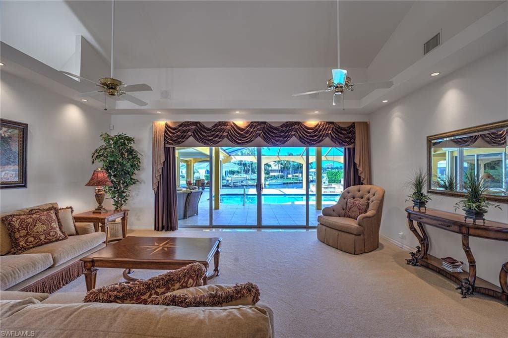 1639 Mcilvaine Ct, Marco Island, FL 34145-9