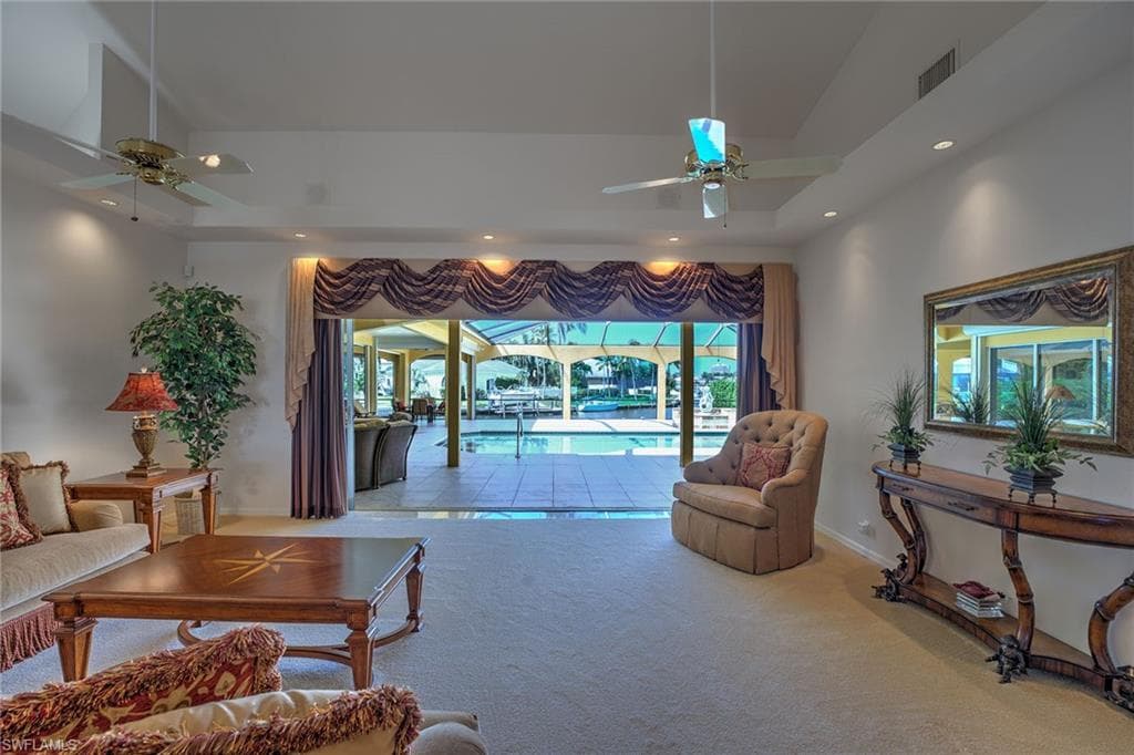 1639 Mcilvaine Ct, Marco Island, FL 34145-11