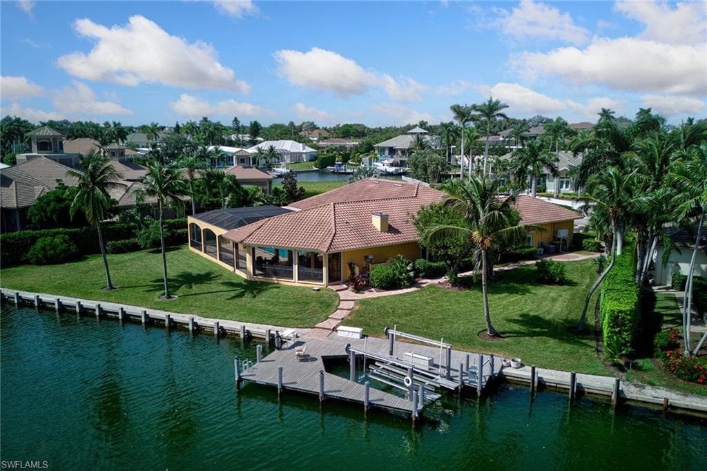 1639 Mcilvaine Ct, Marco Island, FL 34145-1