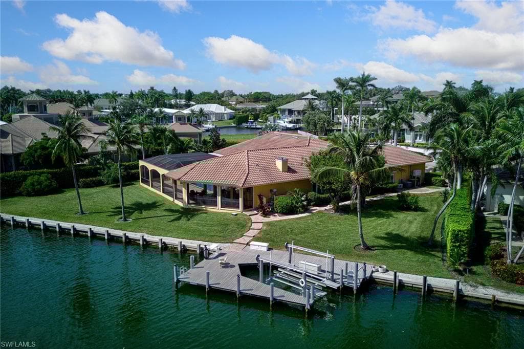 1639 Mcilvaine Ct, Marco Island, FL 34145-2