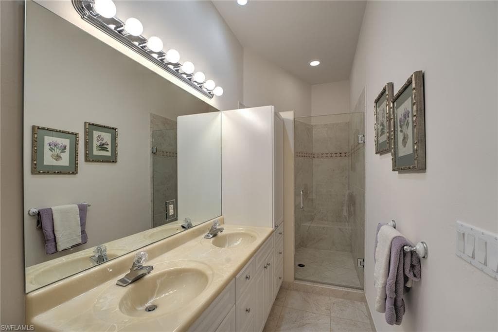 1639 Mcilvaine Ct, Marco Island, FL 34145-35