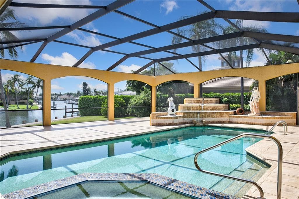 1639 Mcilvaine Ct, Marco Island, FL 34145-39