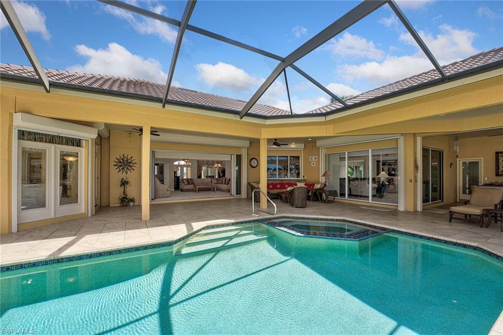 1639 Mcilvaine Ct, Marco Island, FL 34145-43
