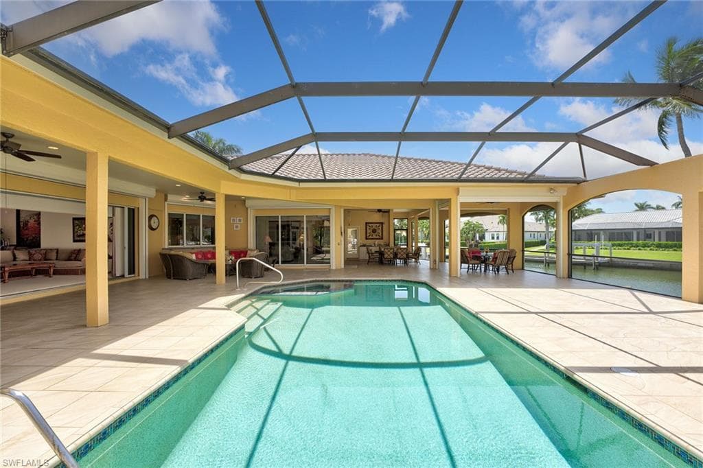 1639 Mcilvaine Ct, Marco Island, FL 34145-44