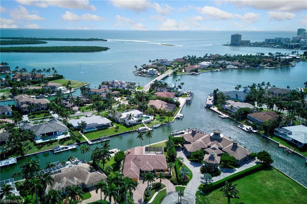 1639 Mcilvaine Ct, Marco Island, FL 34145-49
