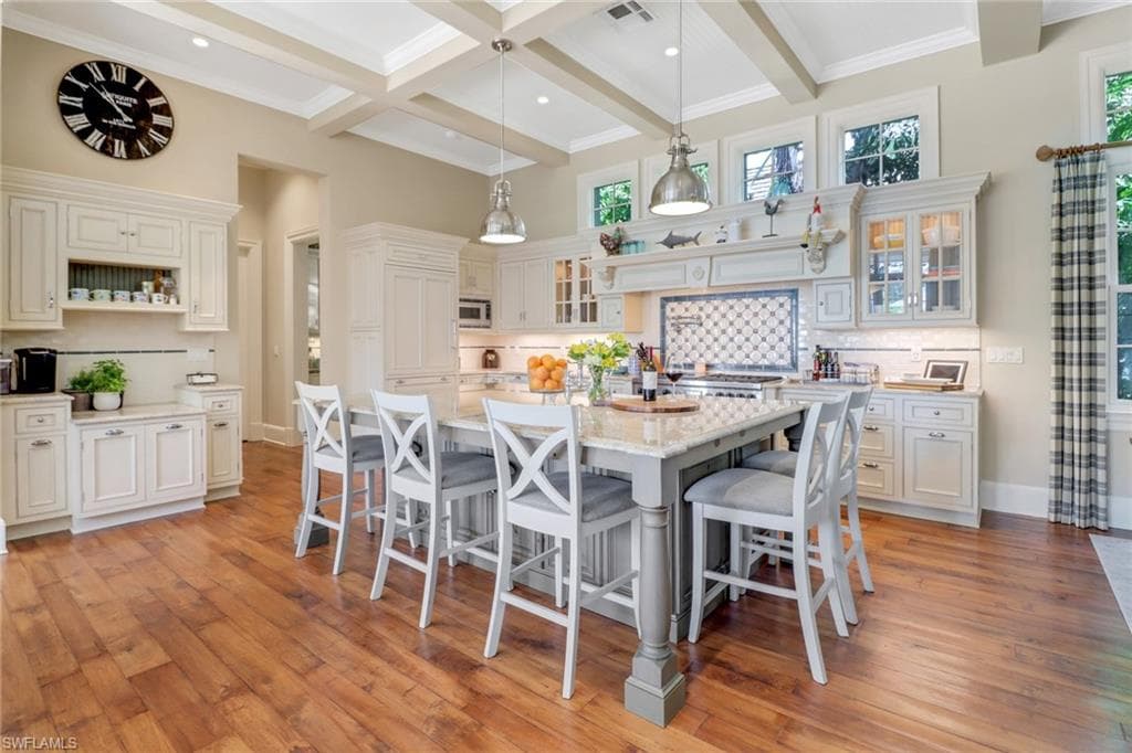 1975 Gulf Shore Blvd S, Naples, FL 34102-12