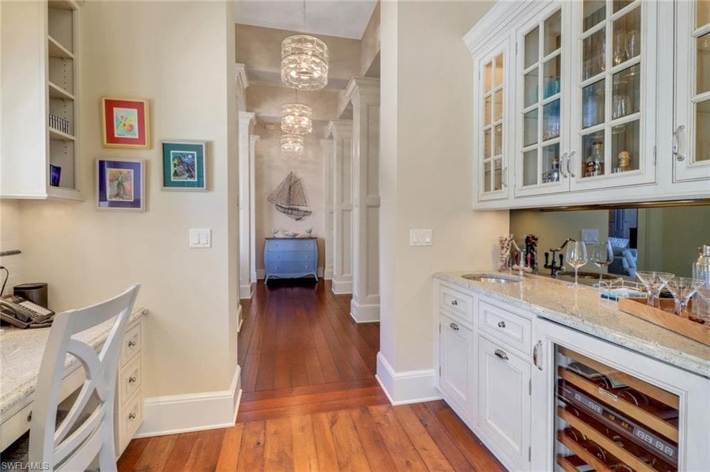 1975 Gulf Shore Blvd S, Naples, FL 34102-16