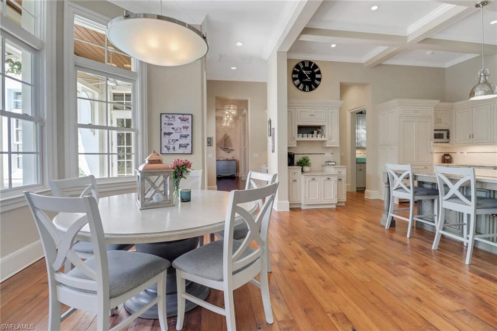 1975 Gulf Shore Blvd S, Naples, FL 34102-17