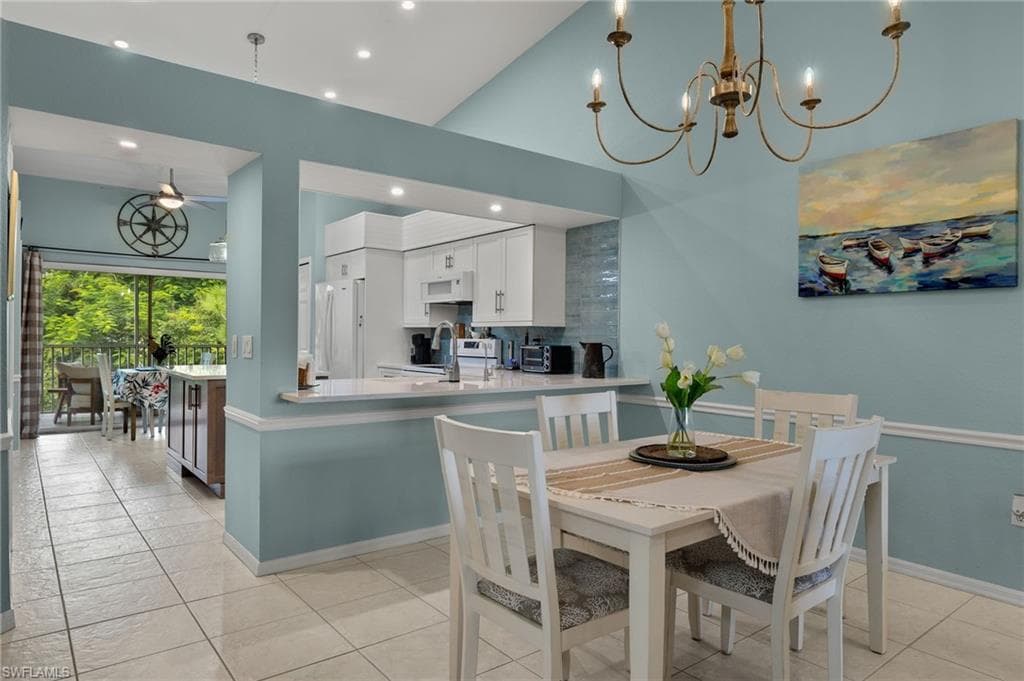 15435 Cedarwood Ln 304, Naples, FL 34110-7