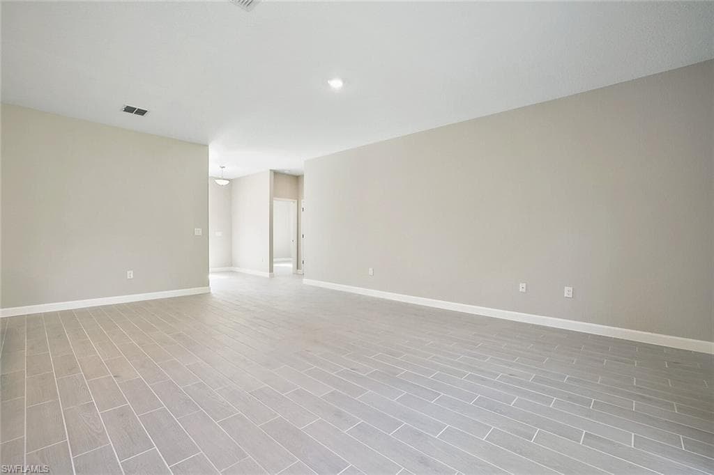 3672 42nd St, Cape Coral, FL 33993-16