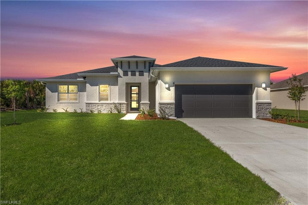 232 24th Ave, Cape Coral, FL 33993-1