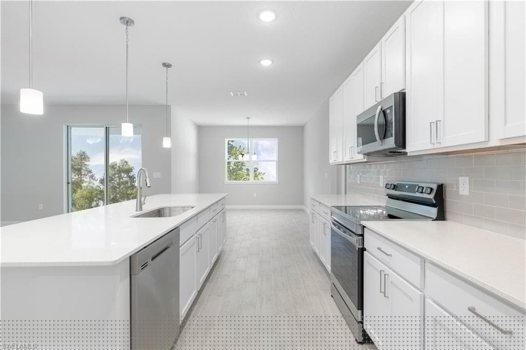 232 24th Ave, Cape Coral, FL 33993-5