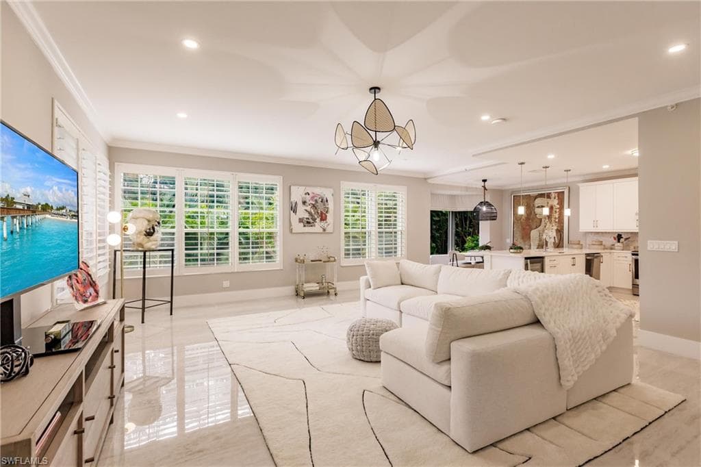 181 Colonade Cir 1405, Naples, FL 34103-12