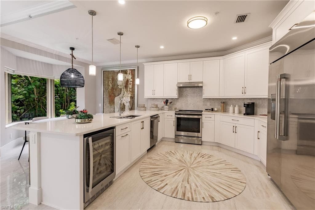 181 Colonade Cir 1405, Naples, FL 34103-13
