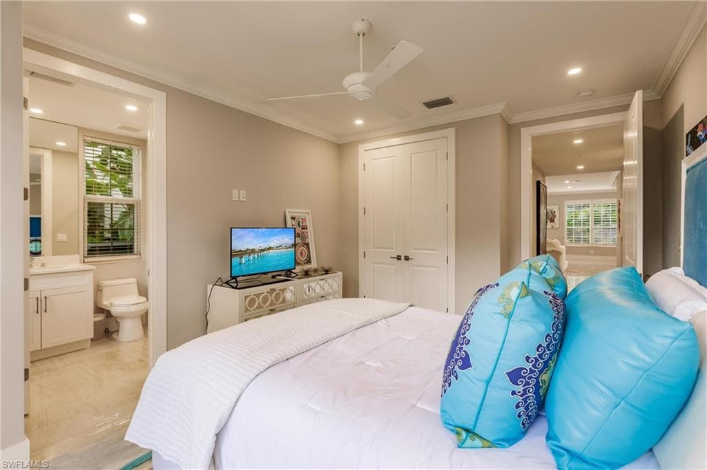 181 Colonade Cir 1405, Naples, FL 34103-36