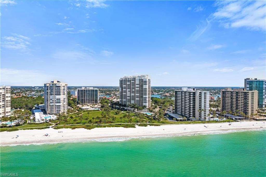 4021 Gulf Shore Blvd N 405, Naples, FL 34103-30