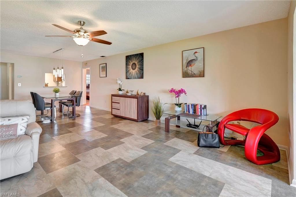 1501 Palm Woode Dr, Fort Myers, FL 33919-10