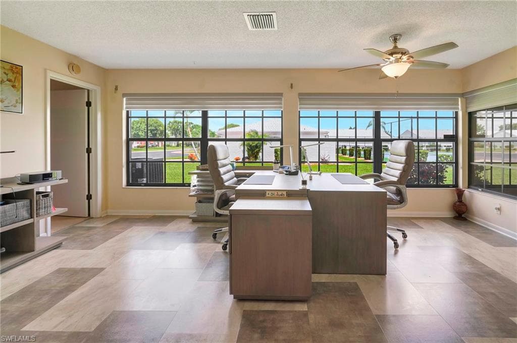 1501 Palm Woode Dr, Fort Myers, FL 33919-11