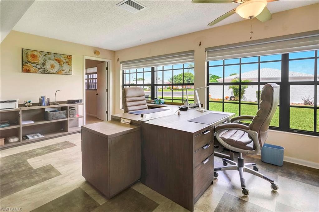 1501 Palm Woode Dr, Fort Myers, FL 33919-12