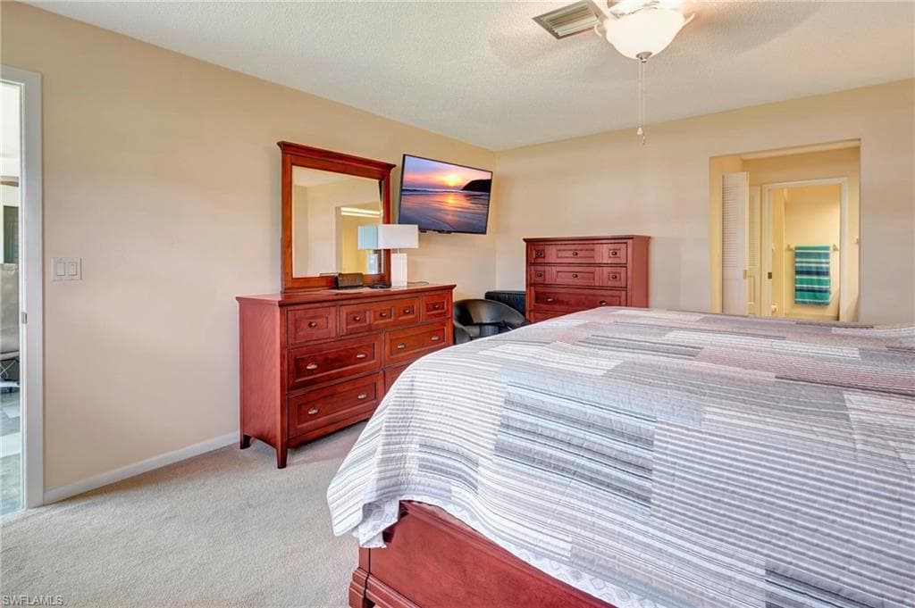 1501 Palm Woode Dr, Fort Myers, FL 33919-18