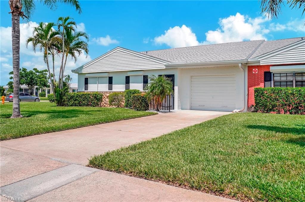 1501 Palm Woode Dr, Fort Myers, FL 33919-1