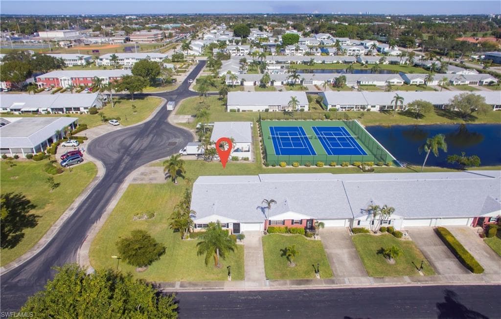 1501 Palm Woode Dr, Fort Myers, FL 33919-40