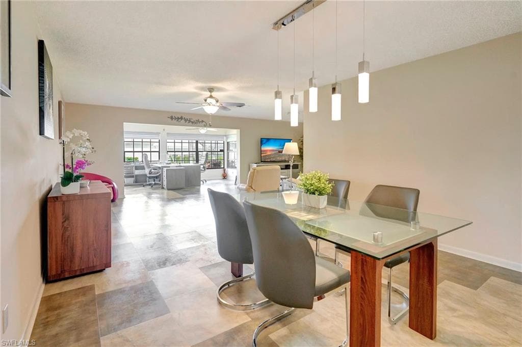 1501 Palm Woode Dr, Fort Myers, FL 33919-7