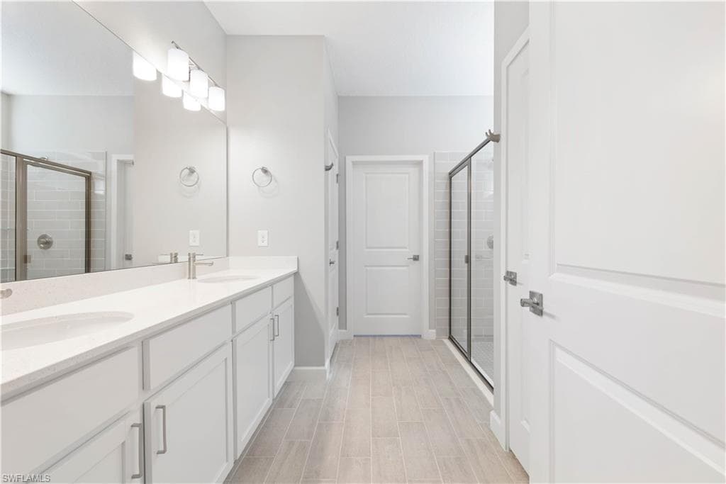 13 34th Pl, Cape Coral, FL 33991-13