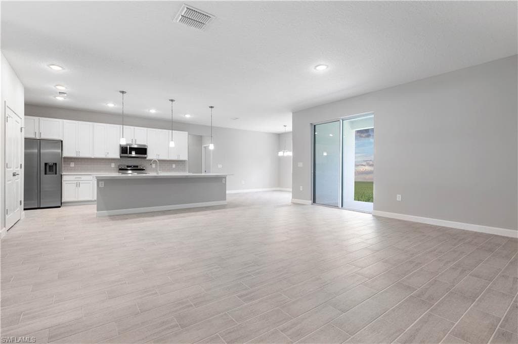 13 34th Pl, Cape Coral, FL 33991-7