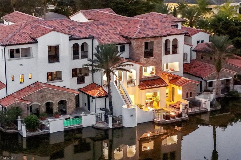 16649 Toscana Cir 803, Naples, FL 34110-4