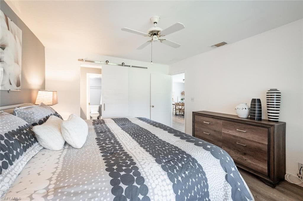 385 Palm Dr 1733, Naples, FL 34112-12