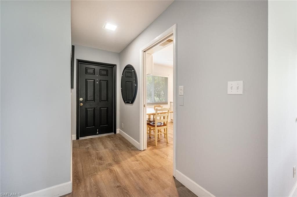 385 Palm Dr 1733, Naples, FL 34112-17