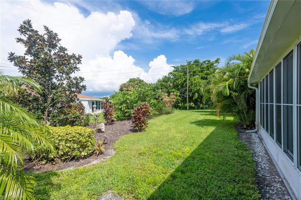 385 Palm Dr 1733, Naples, FL 34112-23