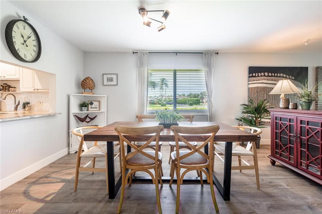 385 Palm Dr 1733, Naples, FL 34112-3