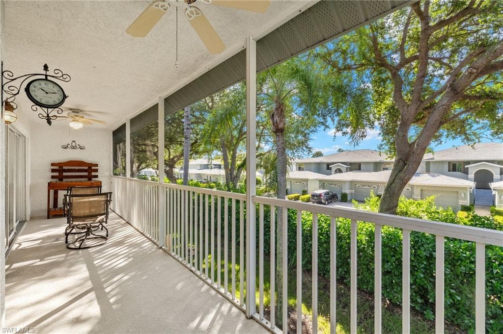 1010 Partridge Cir 202, Naples, FL 34104-21