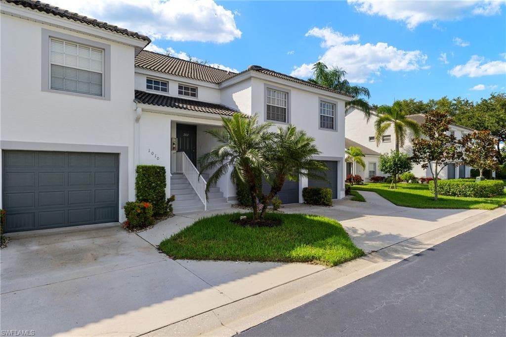 1010 Partridge Cir 202, Naples, FL 34104-24