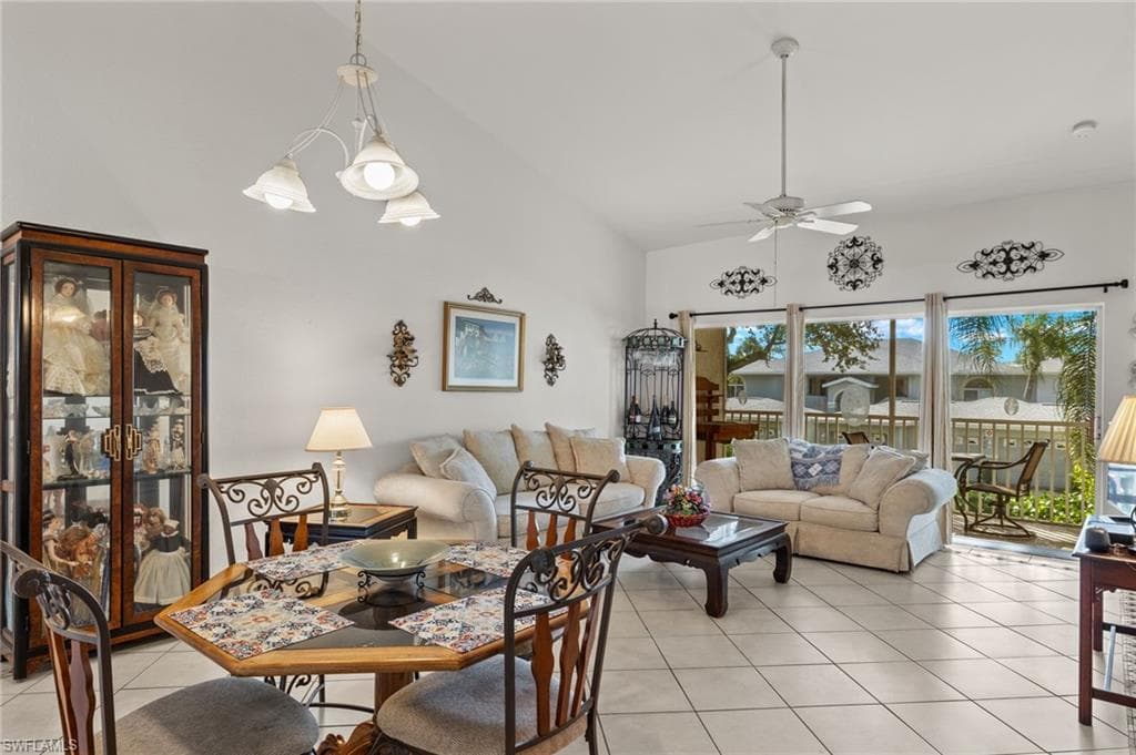 1010 Partridge Cir 202, Naples, FL 34104-7