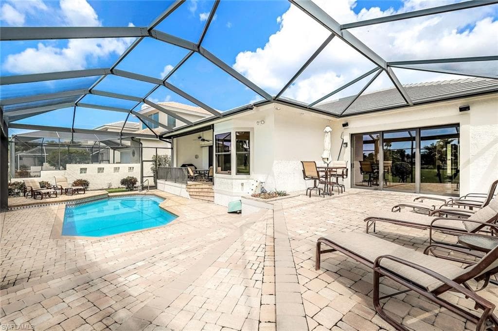 3804 Clipper Cove Dr, Naples, FL 34112-4