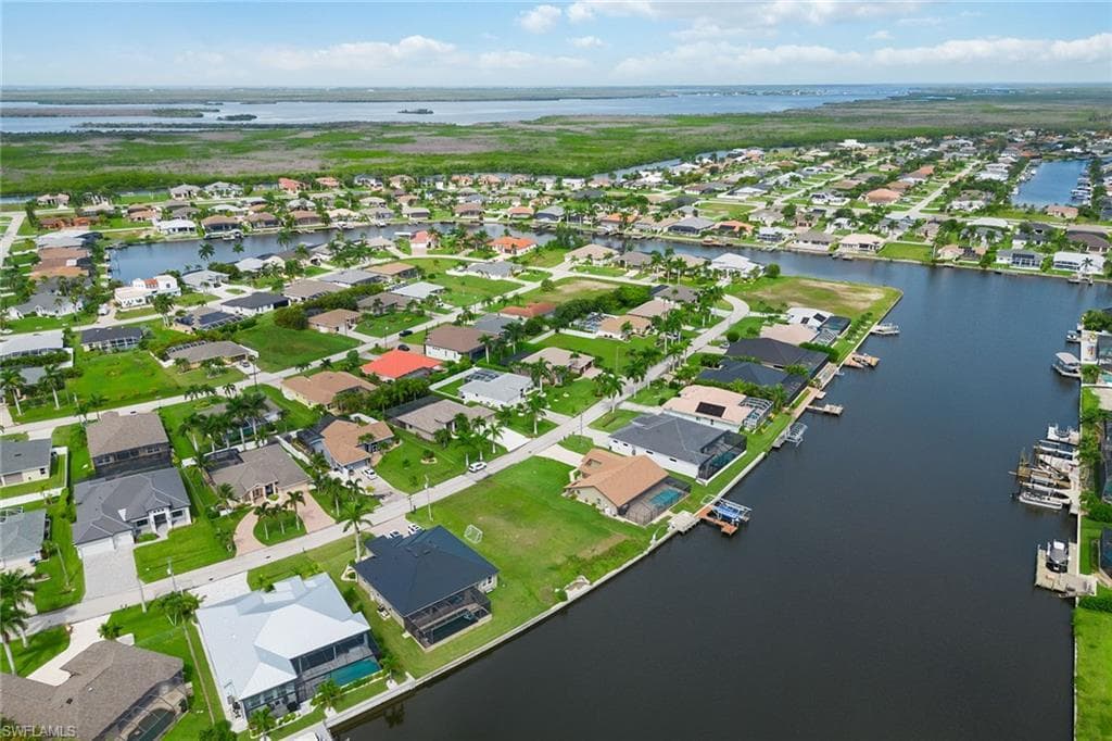 3051 27th Pl, Cape Coral, FL 33914-13