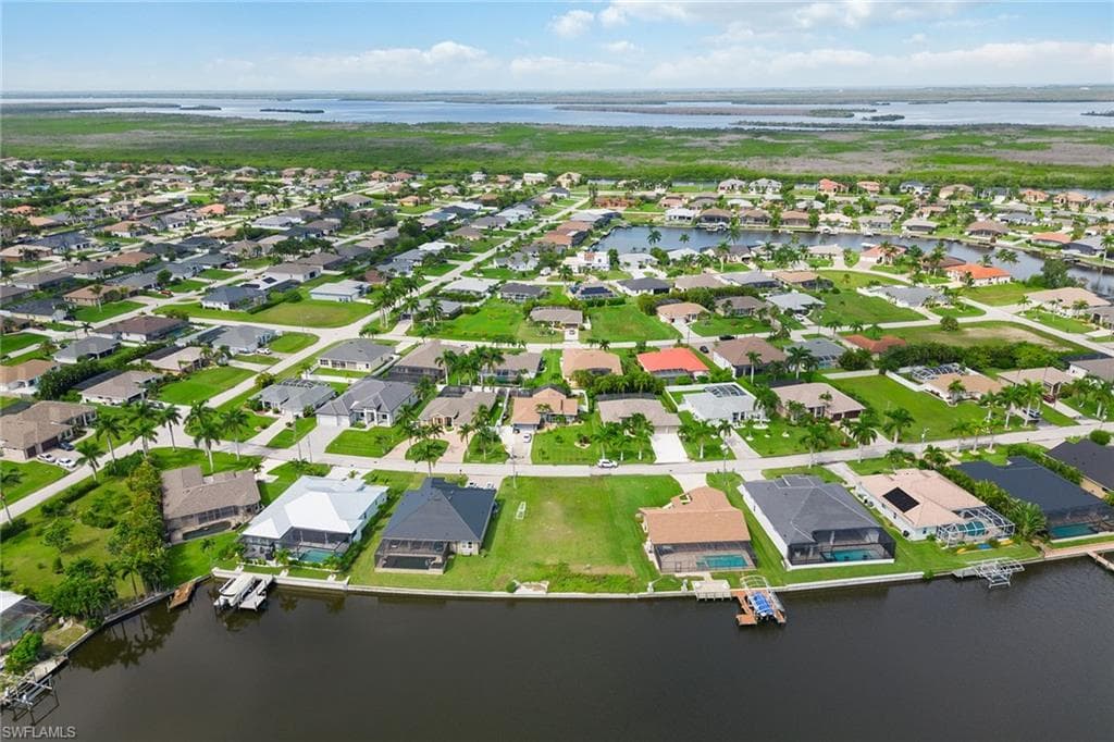3051 27th Pl, Cape Coral, FL 33914-14