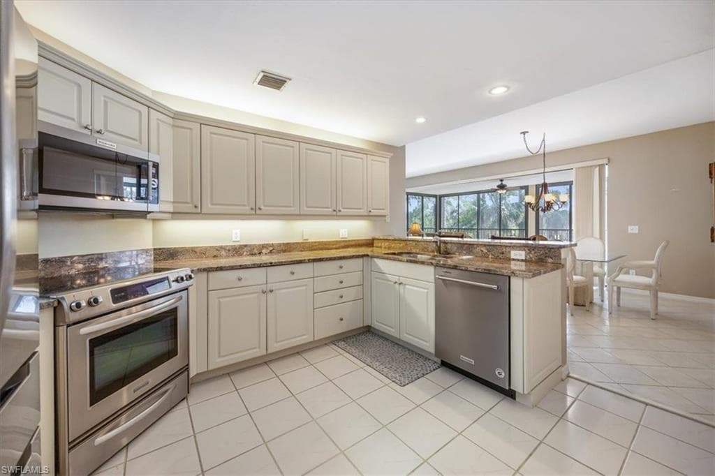 764 Eagle Creek Dr 201, Naples, FL 34113-12